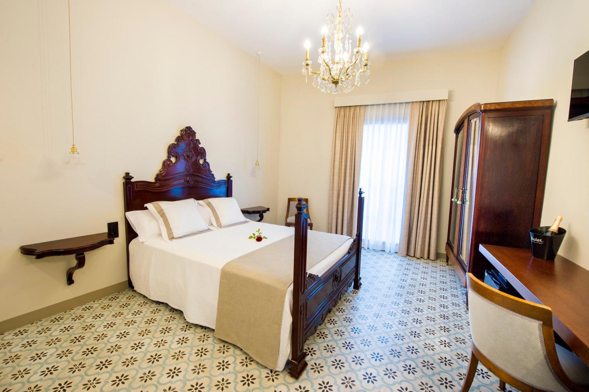 Bolet Casa Modernista Bed & Breakfast Castellvi de la Marca Eksteriør bilde