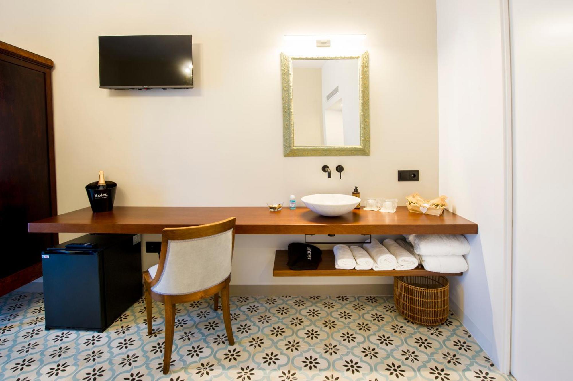 Bolet Casa Modernista Bed & Breakfast Castellvi de la Marca Eksteriør bilde